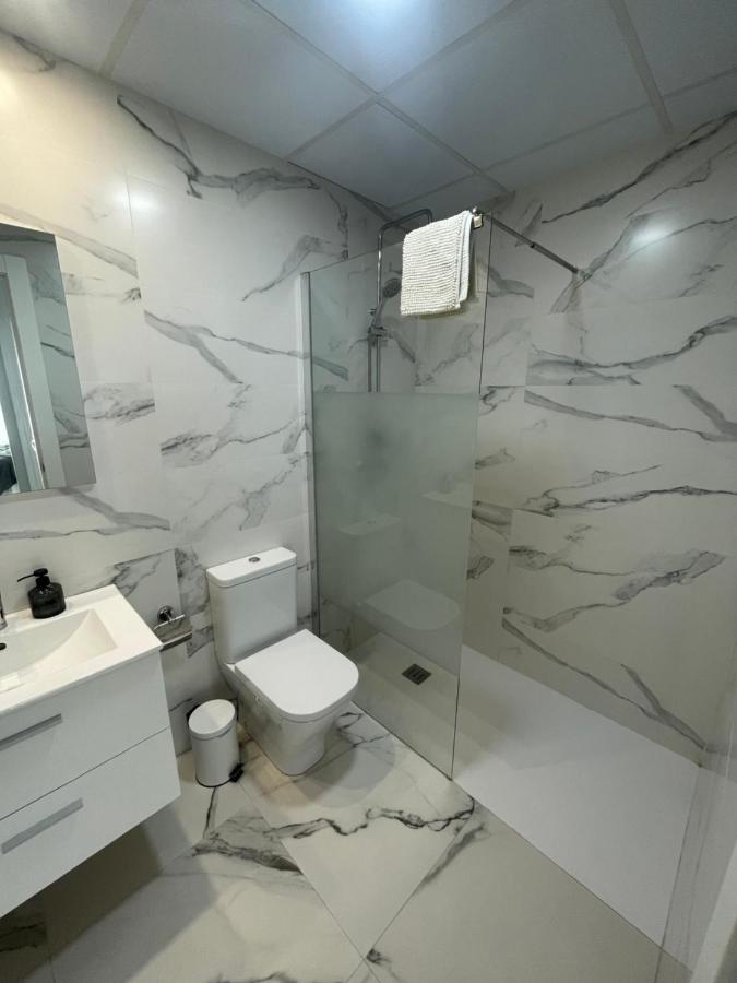 Apartamento 3 Home Suites Алмерия Екстериор снимка